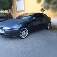 ALFA ROMEO GT - 2004 JTS 166cv