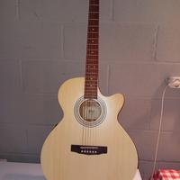 chitarra acustica
