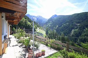 Scena - Obertall: Casa indipendente con giardino e