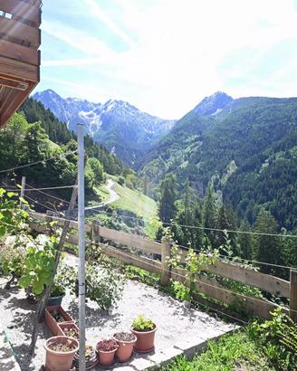 Scena - Obertall: Casa indipendente con giardino e