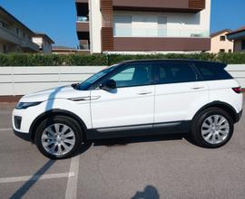 Land Rover Evoque 2.0 td4 Pure automatica TUA a € 