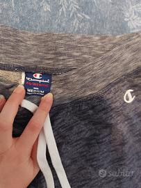 pantaloni marca Champion