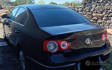 Volkswagen Passat 4 motion Highline 2.0 TDI 140 cv