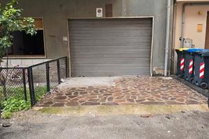 Garage/locale deposito/magazzino