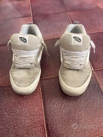 Vans knu school bianche e grigie