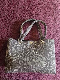 Borsa o bag usata pochissimo