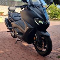 Yamaha T Max 560 - 2021