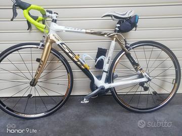 Bicicletta da corsa in carbonio SAB