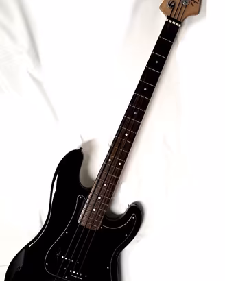 BASSO FENDER PRECISION BASS CUSTOM+BAG