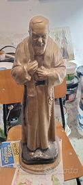 statua san padre pio