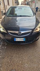 Opel astra j 1.3 2011