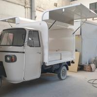 Ape Piaggio food truck per eventi