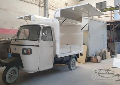 Ape Piaggio food truck per eventi