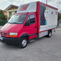 Renault Mascott