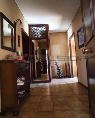 LOREO: Trilocale con ingresso indipendente