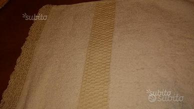 Asciugamano spugna - bordi all'uncinetto - NUOVO