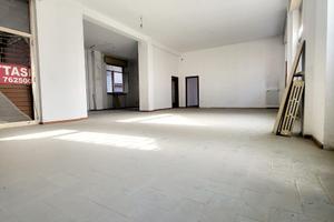 Locale commerciale in Via Tagliamento