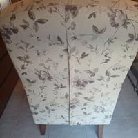 Poltrana disegno floreale di poltrone e sofa