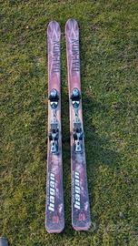 Sci alpininismo freeride Hagan Daemon con attacchi