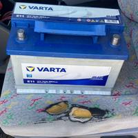Batteria 74 ah per auto/furgone