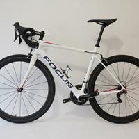 Focus Izalco Race Carbon - Shimano 105 -