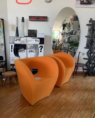 Una poltrona di Moroso modello Victoria