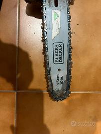 Motosega BLACK+DECKER