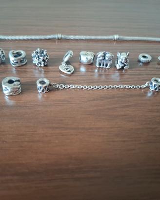 bracciale Pandora con charm