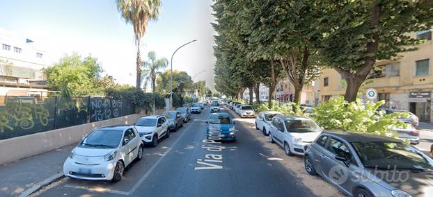 TRILOCALE con DOPPI SERVIZI -POSTO AUTO e GIARDINO