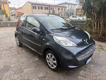 Peugeot 107 benzina