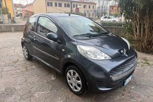 Peugeot 107 benzina