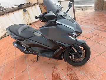 Yamaha T Max 560 - 2021