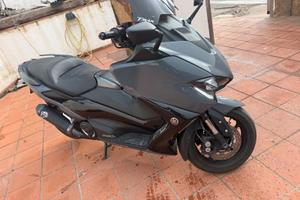 Yamaha T Max 560 - 2021