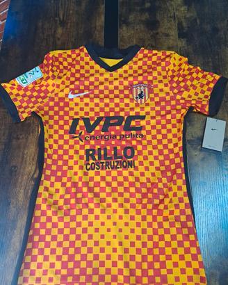 🎽 Maglia Benevento Calcio 2021/2022 – Gara Home