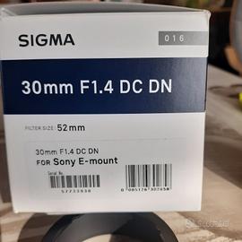 Obiettivo sigma 30mm f/1.4 DC DN 