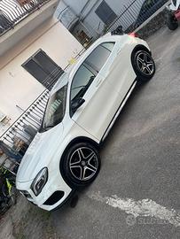 Mercedes gla