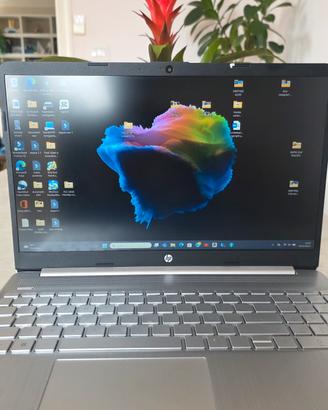 Notebook HP 15s-fq4001sl  i7 - 16GB RAM - 512GB