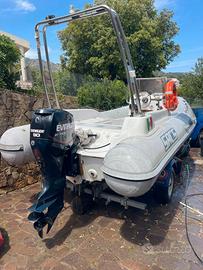 Gommone Sacs 530,Carrello e Motore Evinrude 90 