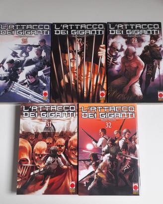 5 vol. del attacco dei giganti 26, 27, 28, 31, 32