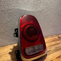 Faro destro Mini Countryman 2019.