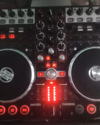 Console DJ Reloop Terminal Mix 2 per Serato DJ
