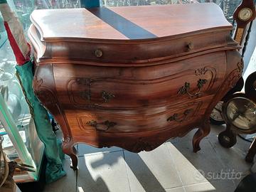 como Bombato con cassetti 