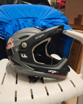 casco per enduro misura L