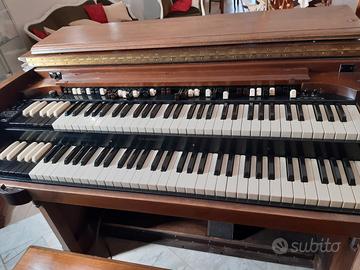 Hammond Quadrifoglio CV + Leslie 22H + Percussioni