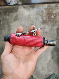 levigatrice a penna pneumatica 