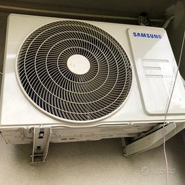 Climatizzatore Samsung pari al nuovo completo