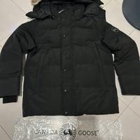 Canada Goose taglia M Nuovo