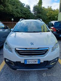 Peugeot 2008 110 CV Turbo benzina del 2016