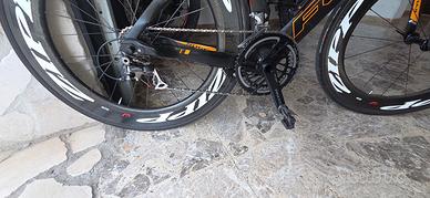bici da triatlhon o crono