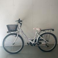 Bicletta NUOVA bambina 10-12 anni